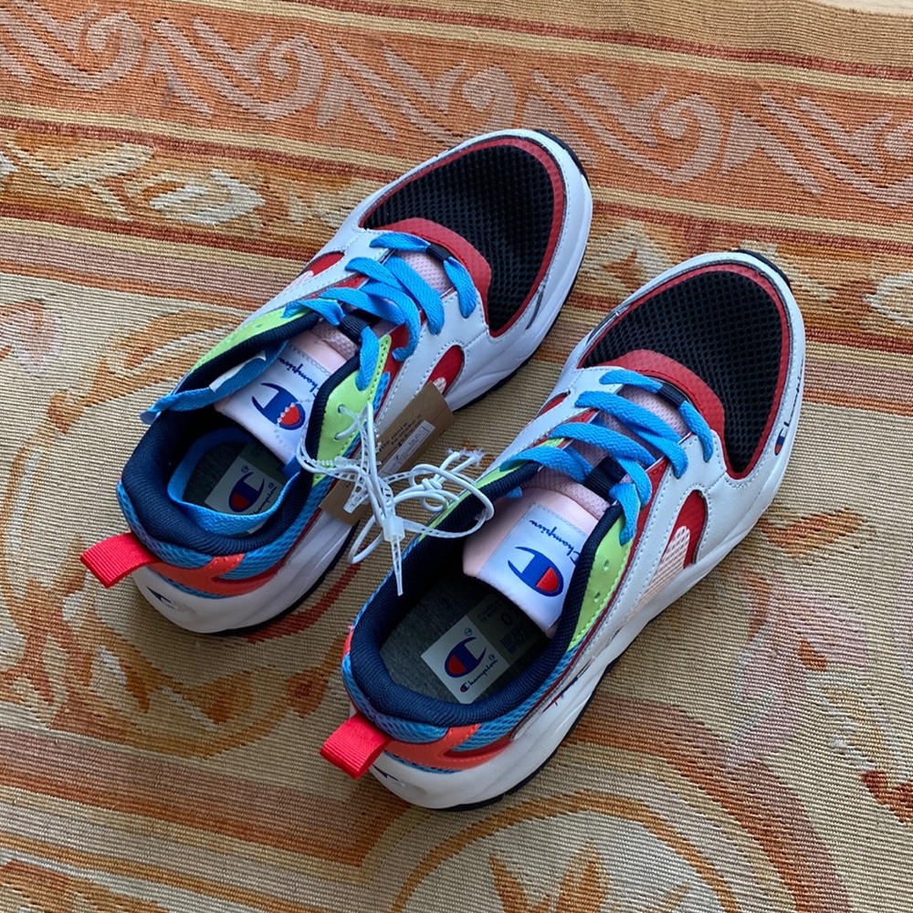 Champion sneakers for boys brand new with tags size 7